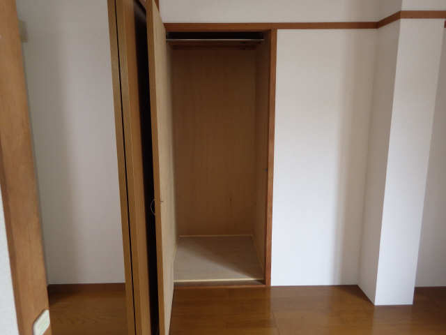 メゾン神村 収納