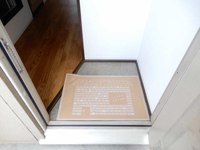フォーブル早川Ａ棟 玄関