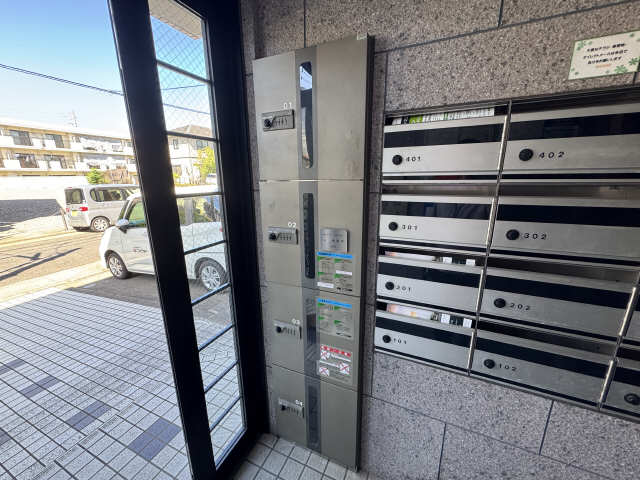 クリスタルコート川名 その他