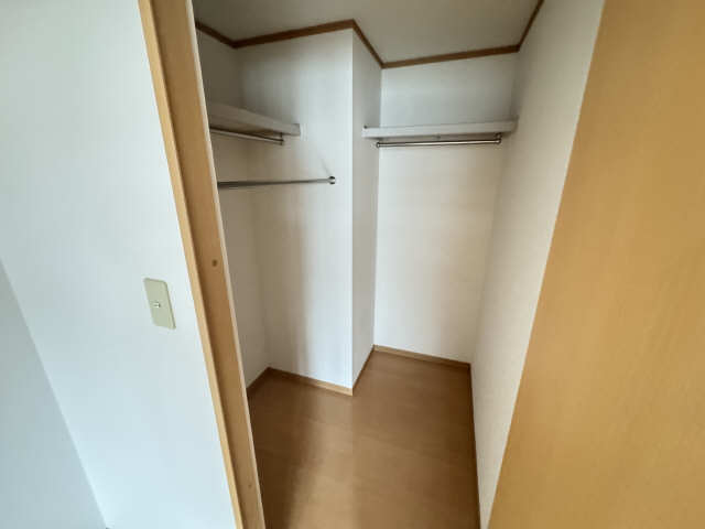メゾンドアミ 収納
