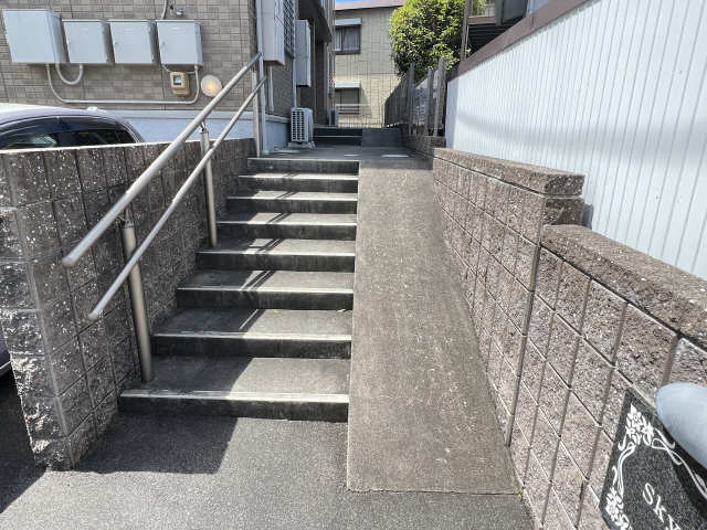 Ｓｋｙ　Ｃｏｕｒｔ エントランス