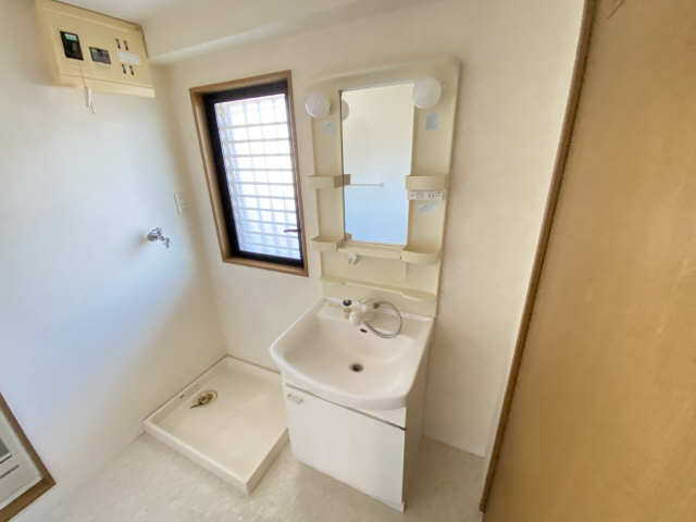 アイレ 洗面所
