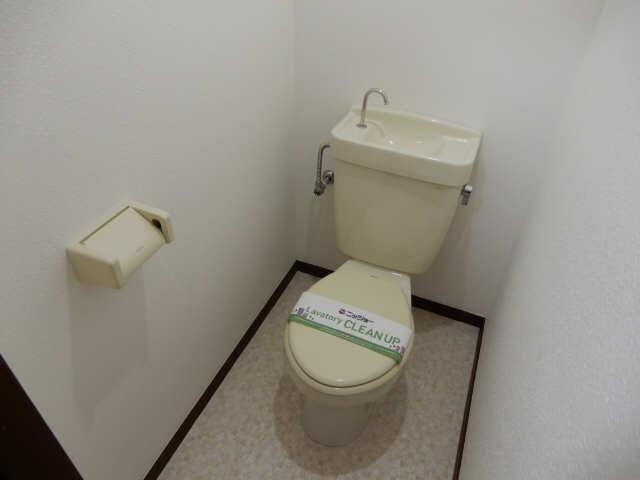 ビオラハイツ トイレ