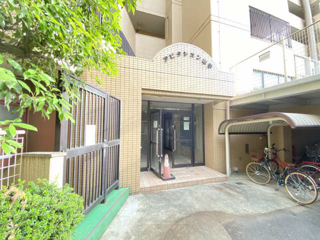 アビタシオン山手 エントランス
