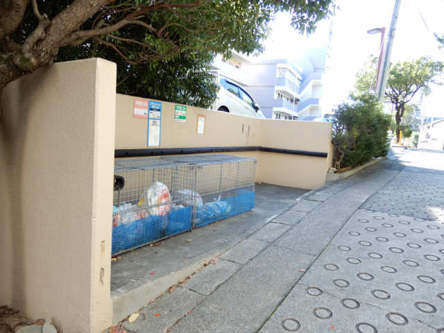 アビタシオン山手 その他