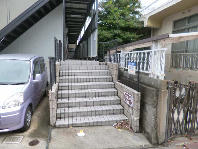 コスモこだま エントランス