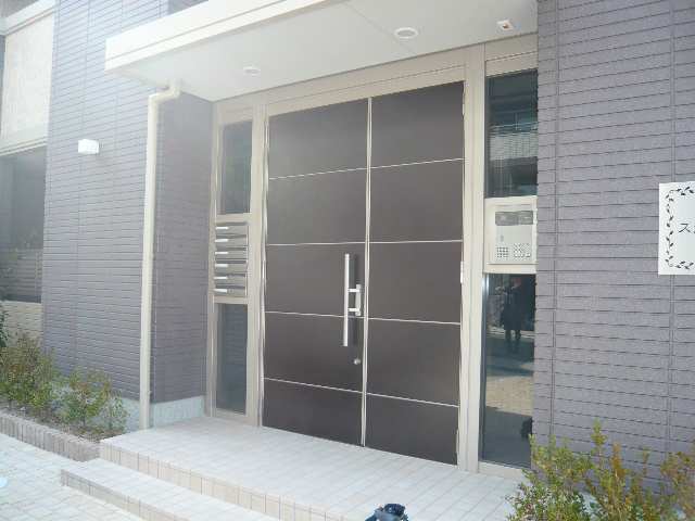 スターホーム東山 エントランス