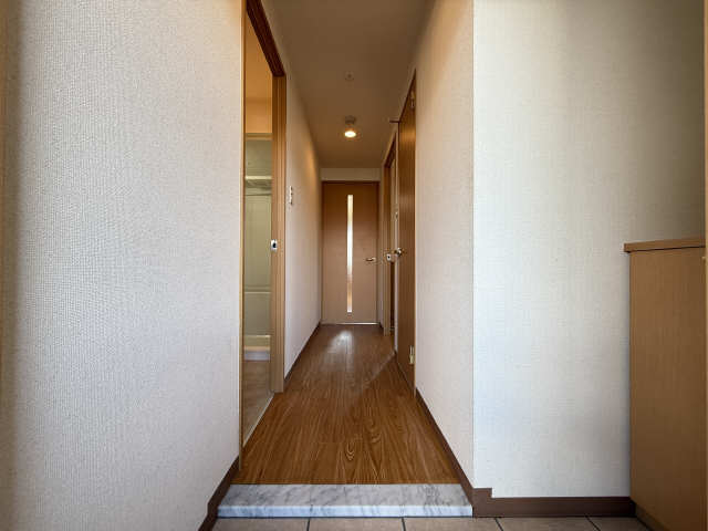 ＲＵＳＳＵＲＥ川名 玄関