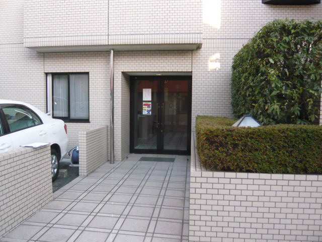 ハイライフ本山 エントランス