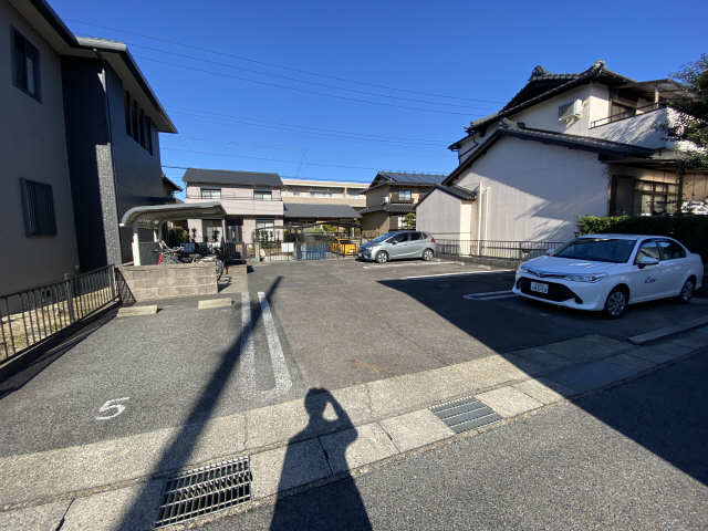アリアーレ段の上 駐車場