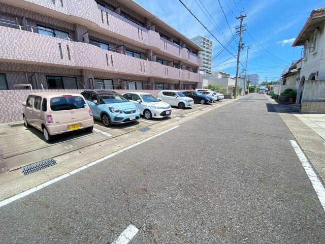 パエストゥム 駐車場