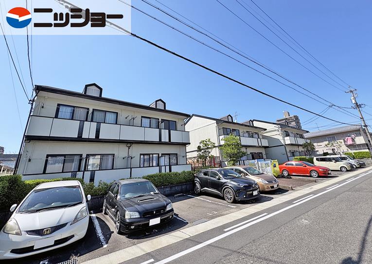 ジュネストーコー 外観