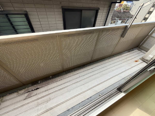 アーティス山手 ベランダ