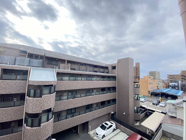 クリスタルコート川名 その他