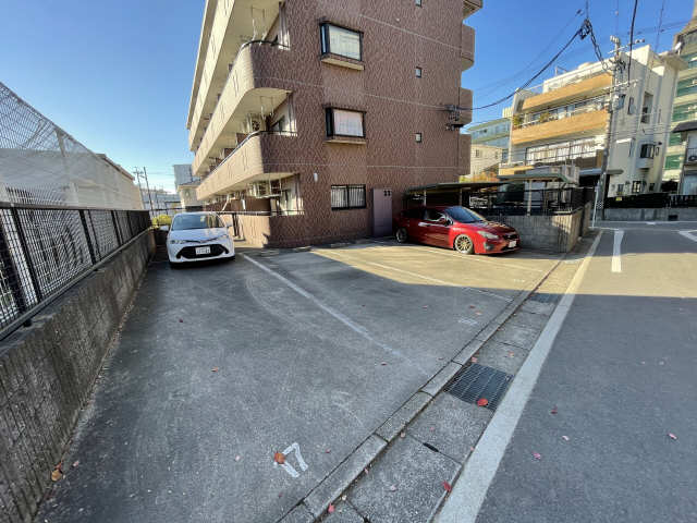 パッセ藤ケ丘 駐車場