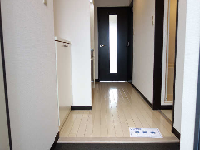  SUNNY HIGASHIYAMA 玄関