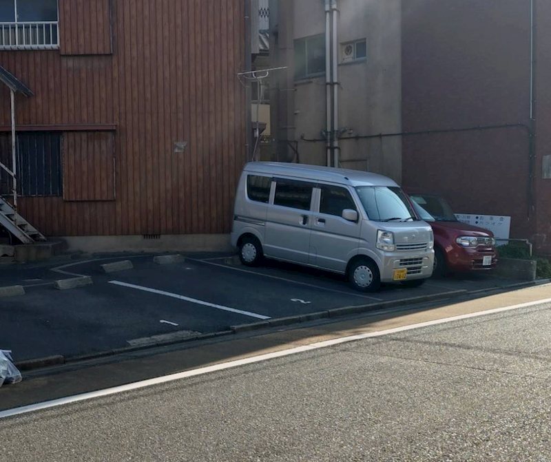 横山駐車場 外観