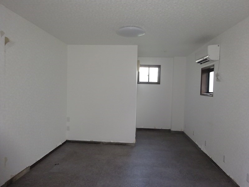 小田島貸事務所・店舗 リビング