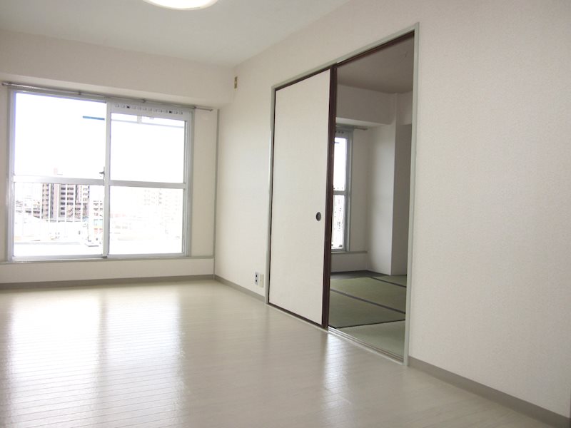 青木町ハイツ1号棟 玄関