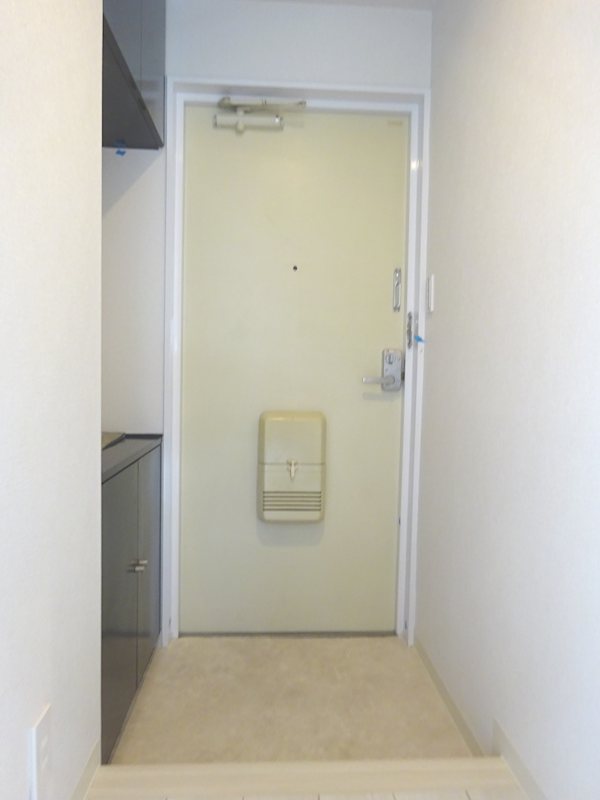 エクレール朝日町 玄関