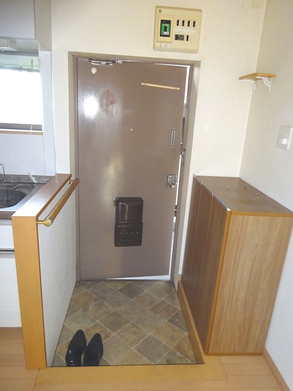 青木グリーンハイツ 玄関