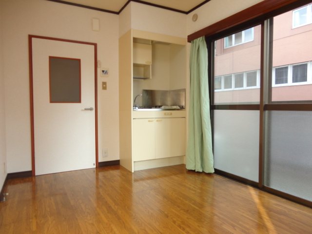 グリーンローヤル 玄関