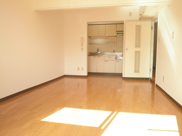 タナベハイツ 玄関