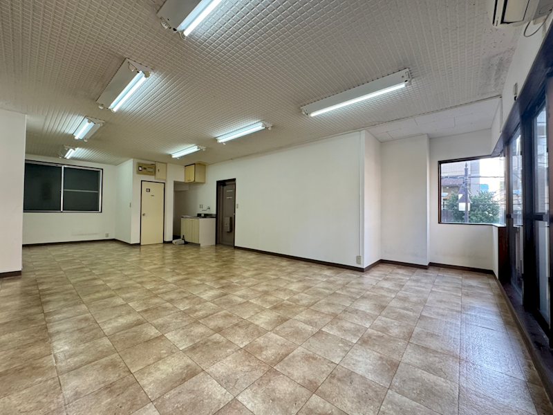 池田ビル２F リビング