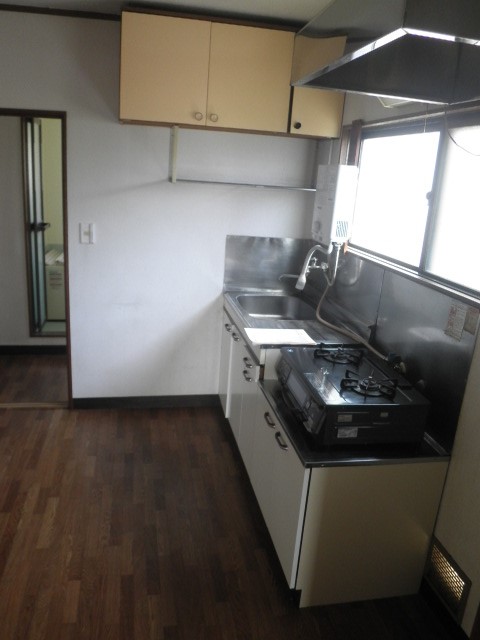 メゾンハイツ市川  リビング