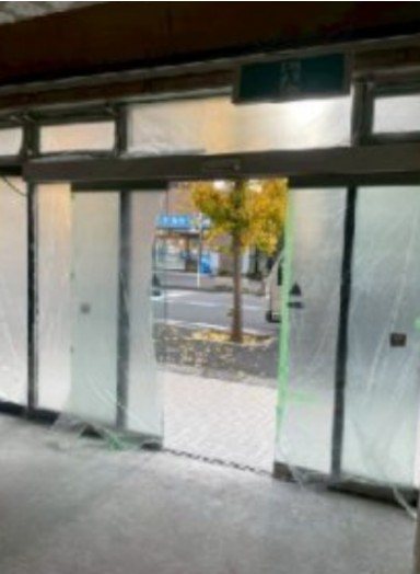 イーストコート101 玄関