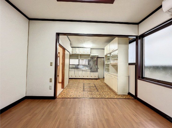 栄町１丁目貸家 リビング