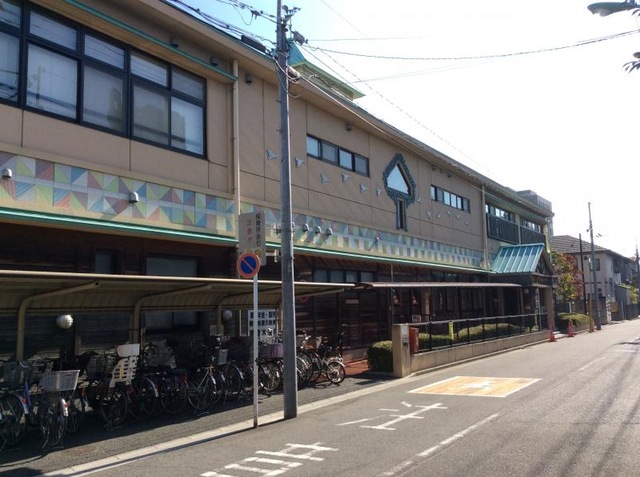 栄町１丁目貸家 周辺画像7