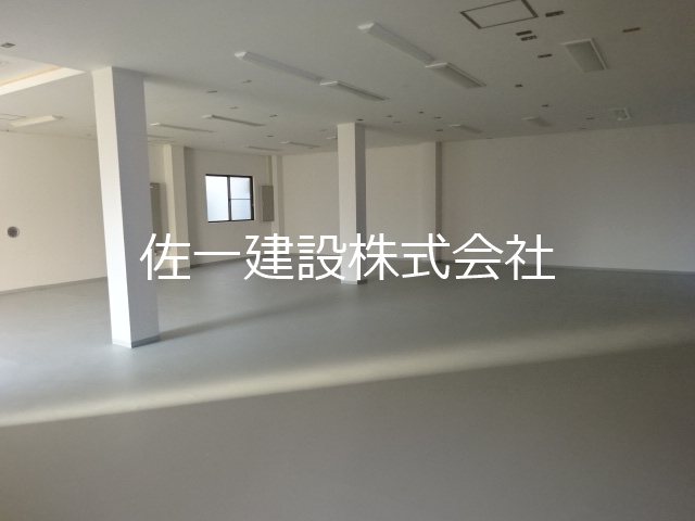 アキバ食品機械貸工場 リビング