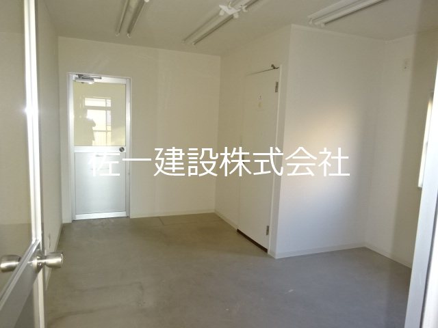 アキバ食品機械貸工場 ベランダ