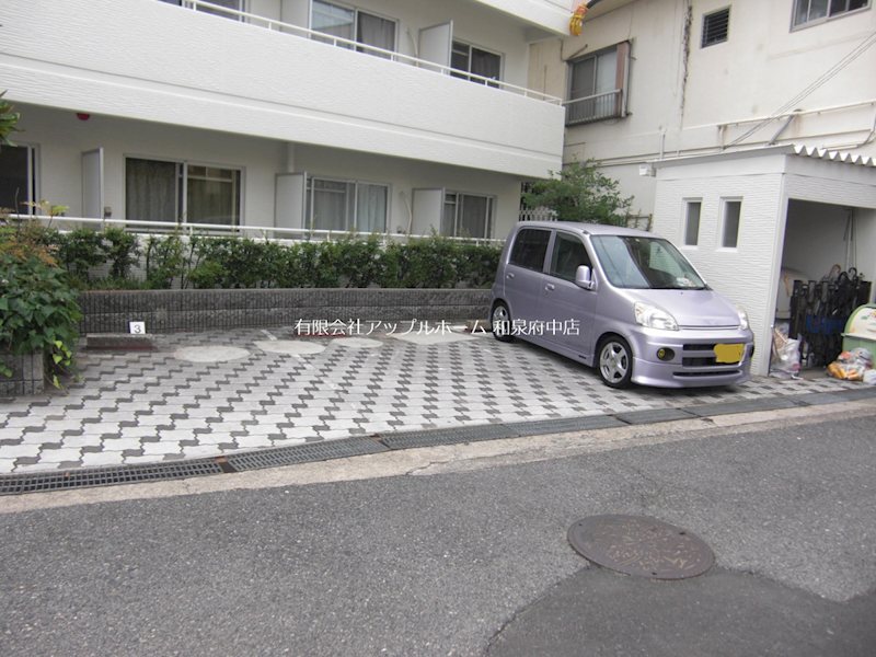 パレデイル 駐車場