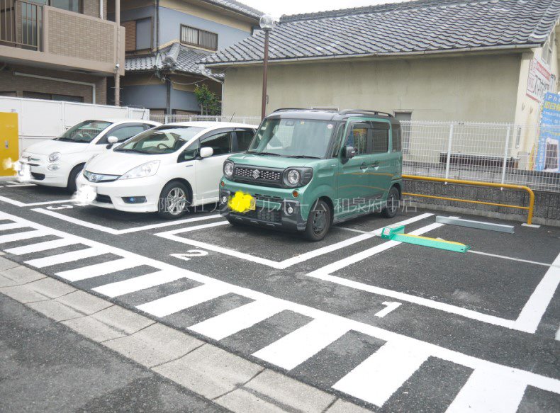 グランヴィラ・K 駐車場