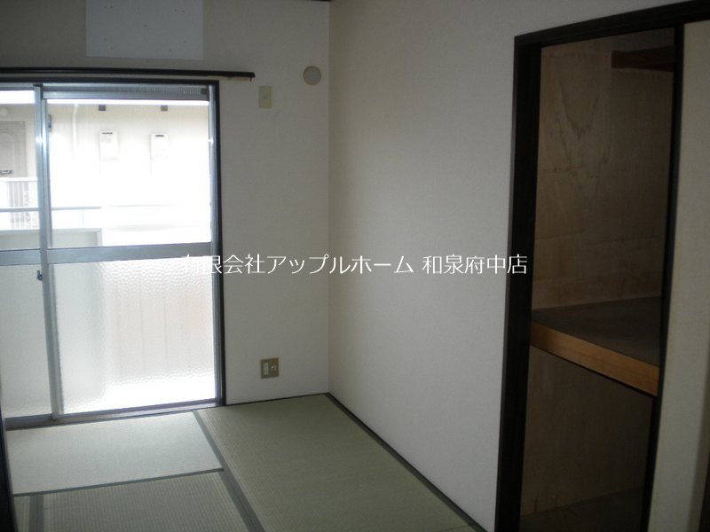 エクセレート府中B棟 収納
