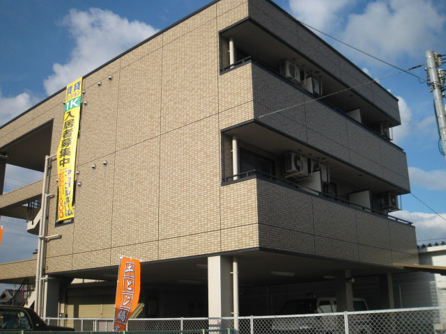 ファミール北豊中 外観