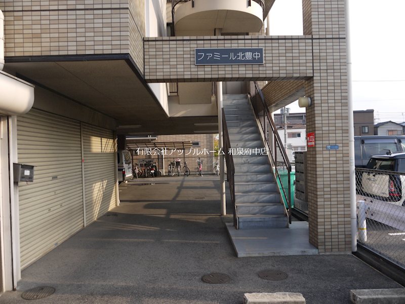 ファミール北豊中 エントランス