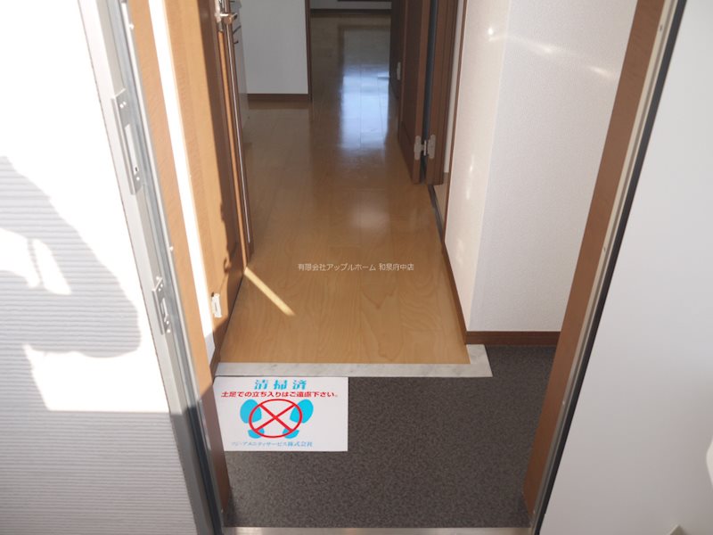 フジパレスシュリット 玄関
