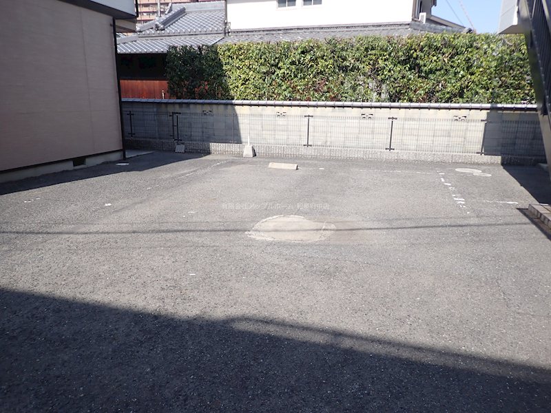 スカイタウン 駐車場