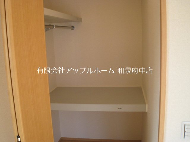 リバーウエスト 収納