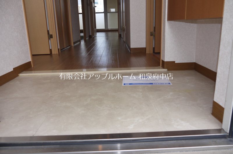 グランカーム和泉中央 玄関