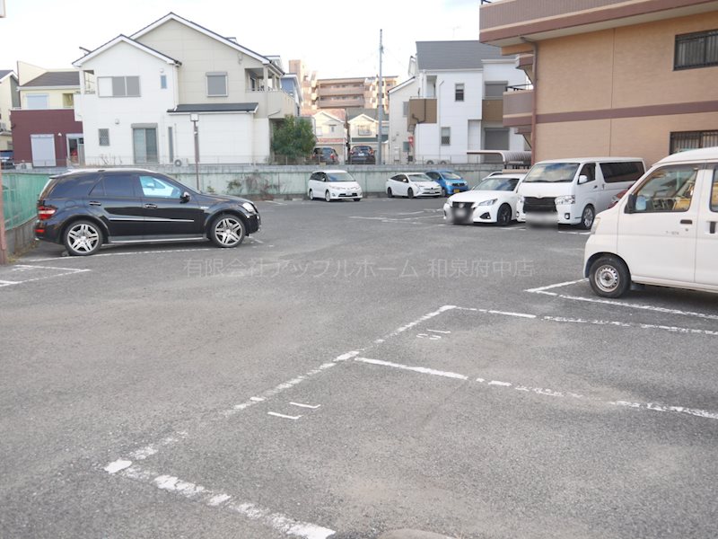 ブエナビスタ和泉中央 駐車場