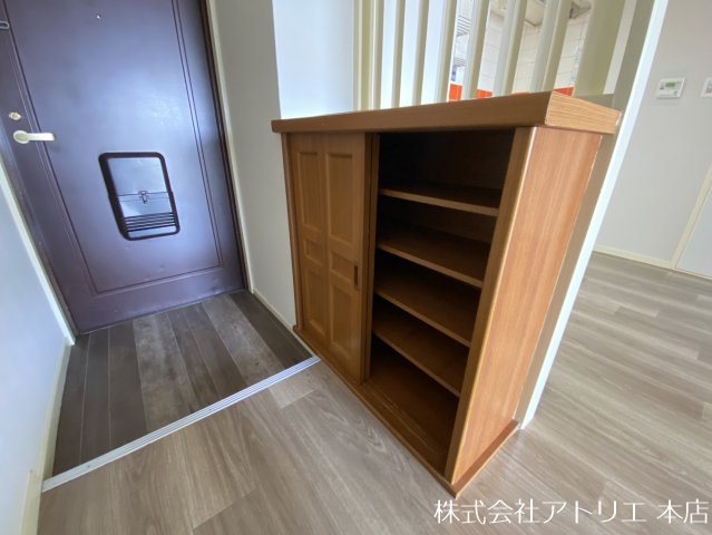 メゾン長田 玄関