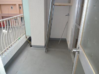 ウインズコート高井田 ベランダ