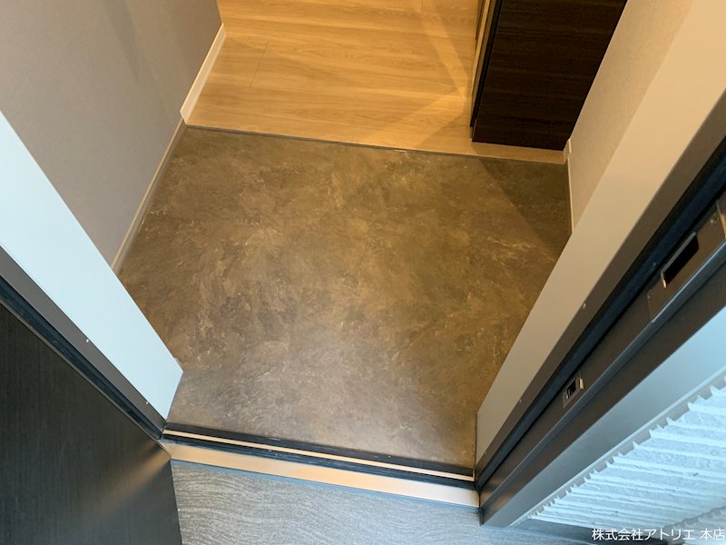 SHAMAISON FOREST 玄関