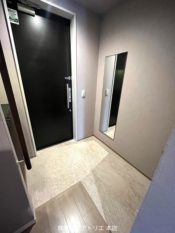 シャーメゾン　リュエル八戸ノ里 玄関