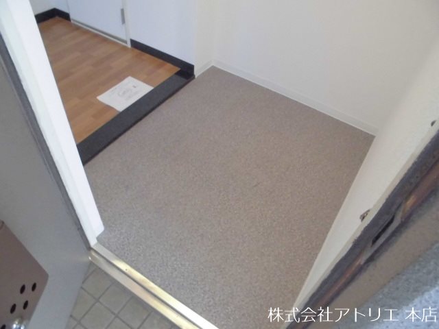 木の国ハイツ 玄関