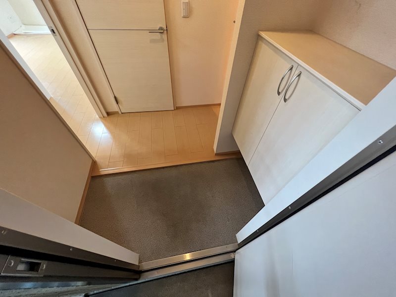 グレース中谷　A・B棟 玄関